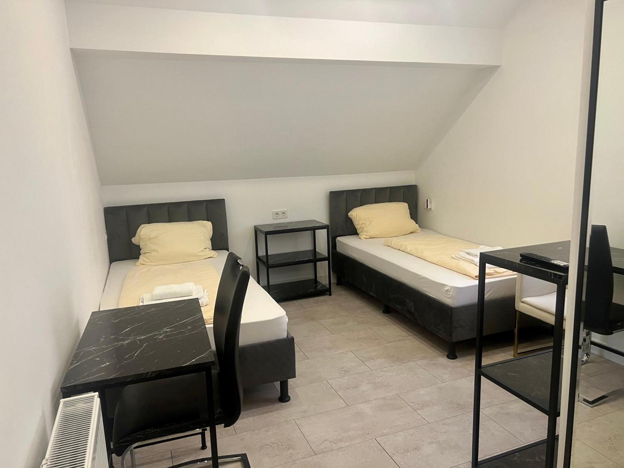 Durmaz Hotel Hannover Exterior foto