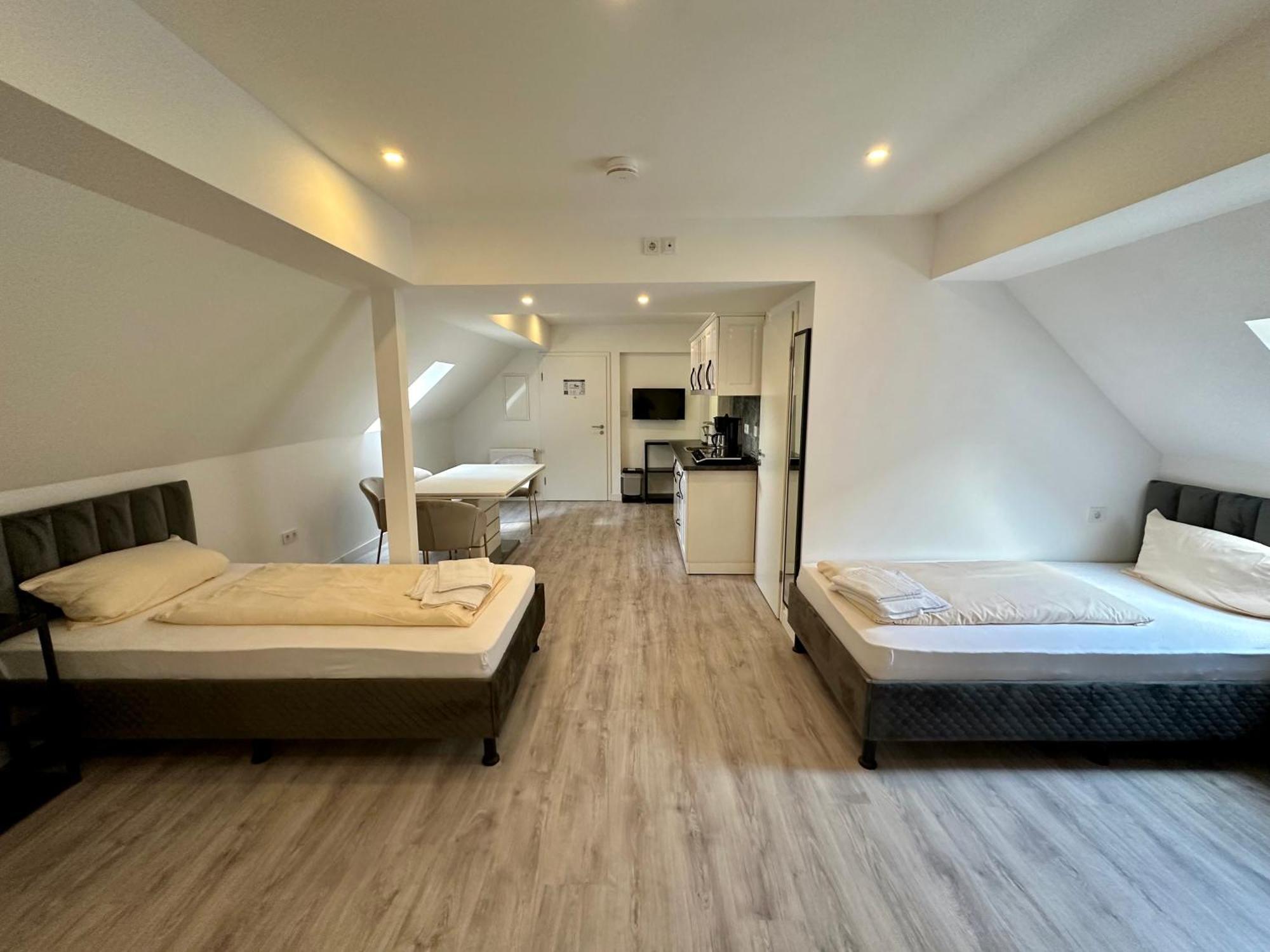 Durmaz Hotel Hannover Exterior foto