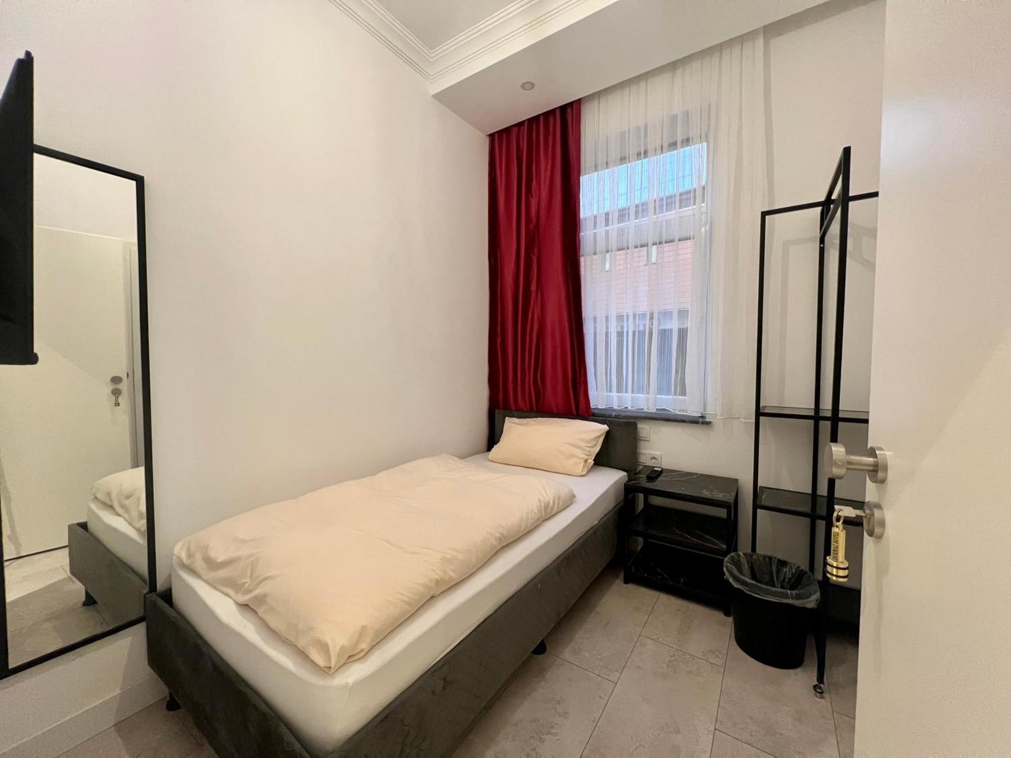 Durmaz Hotel Hannover Exterior foto